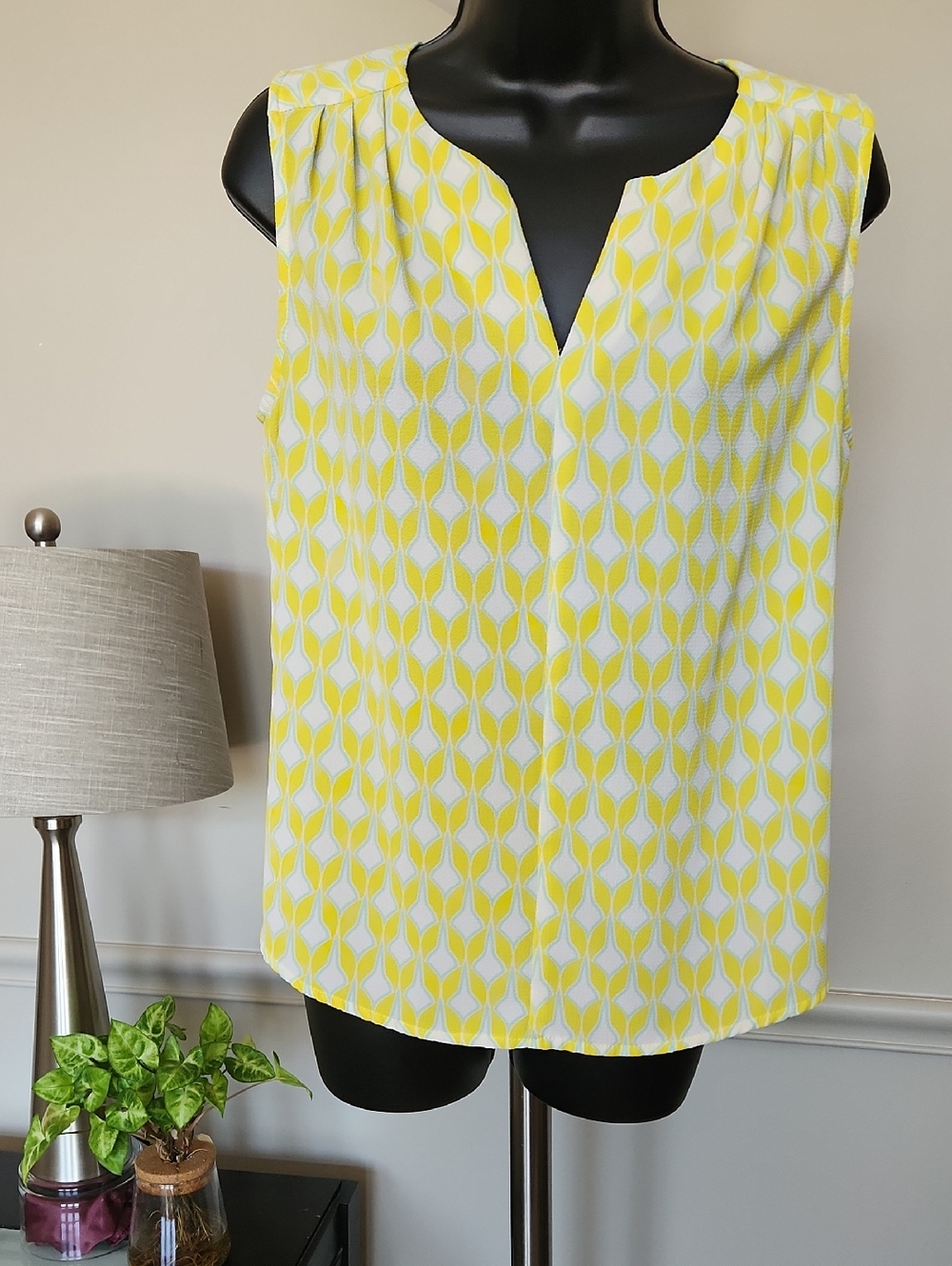 Pixley Yellow Geometric Split-Detail Sleeveless Camisole